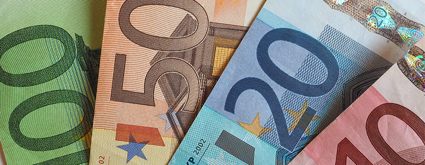 スイスがフランの対ユーロ上限を撤廃 スイスがフランの対ユーロ上限を撤廃